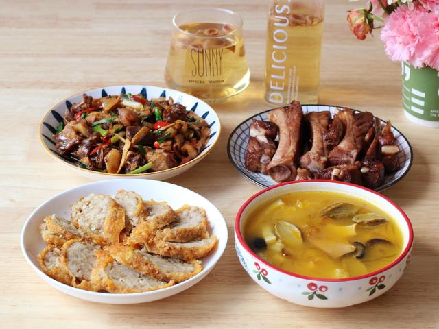 花胶鱿鱼干排骨 2025年花胶鱿鱼排骨汤的做法