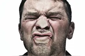 单身的唯一理由是丑吗 不 不光自己丑还嫌别人丑图片