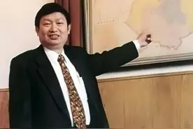 贵州交通厅长卢万里：3年敛财5537万，逃国外3个月被抓回执行死刑图片