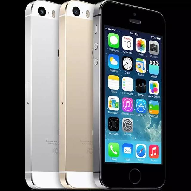 「iPhone历代记」从2007年到2022年，都是我们热爱数码的青春