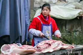 乡村不能少的职业：农村杀猪匠，是农村春节不能缺少的帮手图片