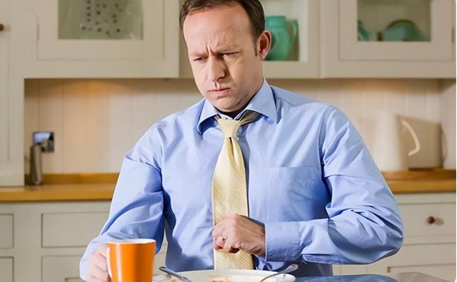 几块钱一瓶维生素B12，或许可以“摆平”这五种病，早了解早受益