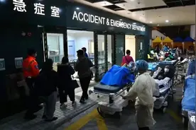 媒体分析｜内地医护援港，香港护协屡屡犯难污蔑，港媒指其“已变成配合国际反华势力孤立中国的政治机器”图片