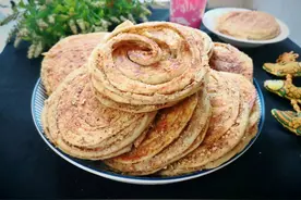 这才是核桃饼最好吃的做法，香酥味美，越嚼越香，真解馋！图片