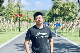 随身“自带小太阳”，记珠海市香洲区凤凰小学体育老师谭杨波图片