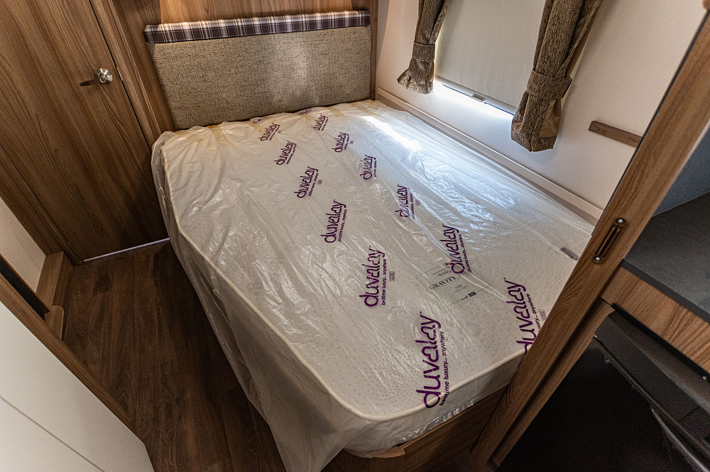 Swift Sprite Quattro EW拖挂房车_英国拖挂房车品牌斯威夫特_国产拖挂式房车那家强