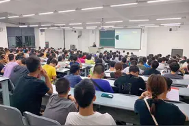 普通农民花十几万供孩子上三本有什么意义？读书是阳谋吗？图片