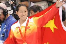 蝶泳皇后刘子歌：19岁成奥运冠军，27岁嫁大23岁教练，现状如何？图片