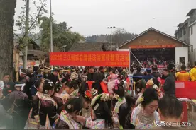 【争创自治区文明城市】侗乡“二月二” 普法随“歌”行；青春志愿行 爱心暖人心图片
