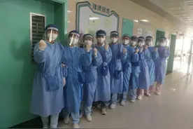 史上最潮背包不接受任何反驳！渭南市妇幼保健院护士自制挎包方便救治患者图片