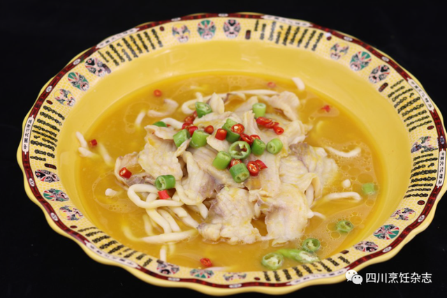 炖酸辣花胶鸡汤做法大全 炖酸辣花胶鸡汤做法大全视频
