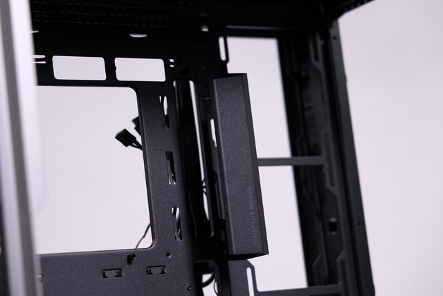 预算3.3W的顶配海景房主机：9800X3D+5090D星曜NOX+乔思伯BO400