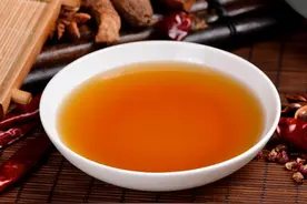 “香油”和“芝麻油”有啥不同？味道差别挺大，弄懂再买不吃亏图片