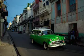 别再贪小便宜！4款上档次的车载好物，宝马车主舒服到不想下车图片