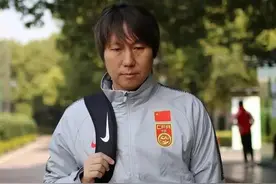 足球诗人贺炜领衔世界杯图片