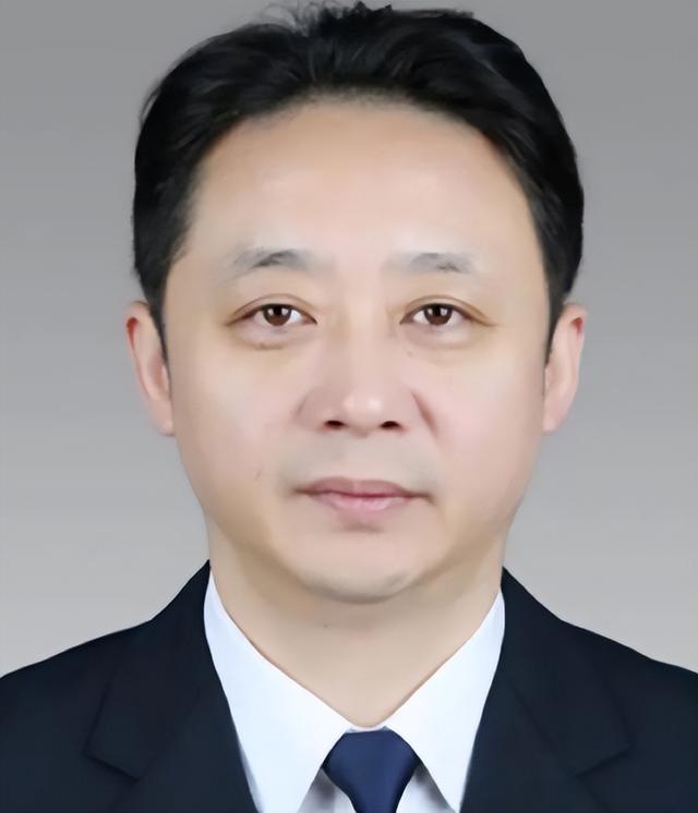 大快人心，6月21日下午，上海7名官员落马被查，上海打虎效率惊人
