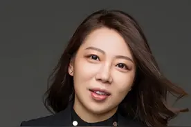 河南最新女首富：87年出生，卖钻石身家420亿，曾请郎朗做广告图片