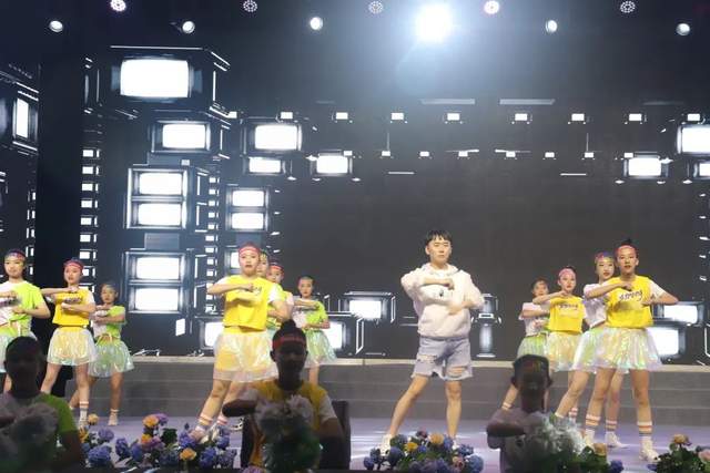 四川省民生研究会新媒体中心-官网