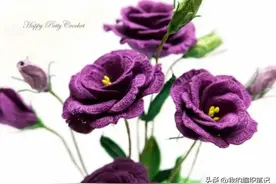 钩针编织精致漂亮的洋桔梗花束，一针一线尽显手工编织艺术美图片