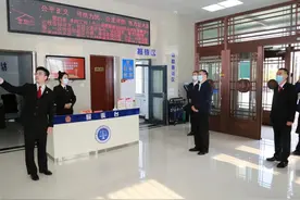 刘雪峰到基层法院调研指导工作图片