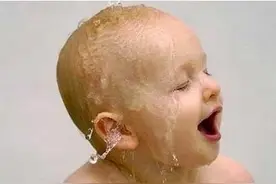 天热了，给娃洗澡也要看“时机”，这 5 种情况最好不要洗图片