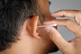 耳朵里面痒，却啥也掏不出来？或是4种病的表现，别光顾着抠了图片