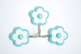 挂钩老是掉？抹一抹它，比胶水还牢固，挂十斤也不怕掉，太厉害了图片