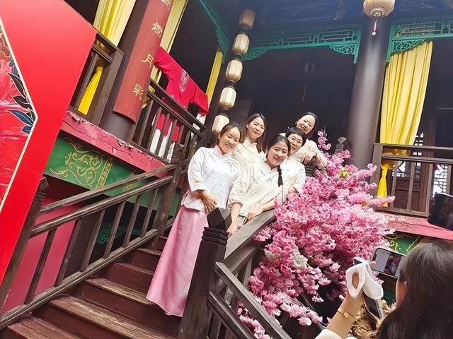 ��ÿ�ҽ���Ž��ʢ�������������õ�����ܽ�