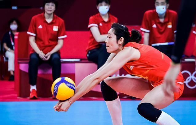 中国女排好消息,朱婷最新动态曝光,状态恢复,上场打球指日可待