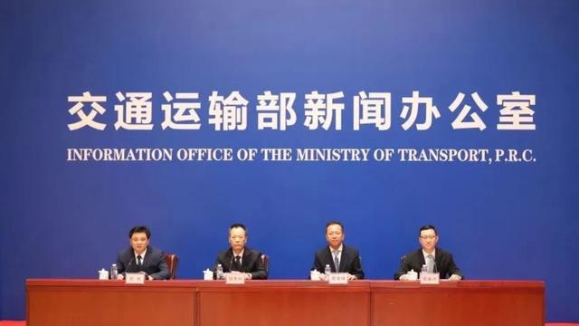 10月1日起减免高速费10% 卡友：抓紧上车等啥呢？