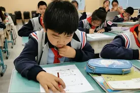 5岁娃被赞“数学小天才”，全凭爷爷坚持培养，背后的方法值得学图片