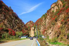 国内众多景区，明明都是免费的自然风光，为何会被圈起来收费？图片