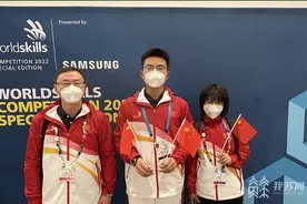 “五四青年节”将至 聆听这些“00后”的奋斗故事图片