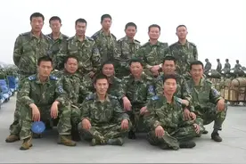 空降兵15年前从5000米高空一跃而下了解灾区灾情 退役后开启人生奉献“下半场”图片