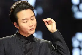 “跳梁小丑”李玉刚跌落神坛，不再被世界宽容，梅葆玖：死不原谅图片