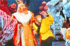 孙悟空大闹龙宫，选了金箍棒，却一不小心错过更牛的“方天画戟”图片