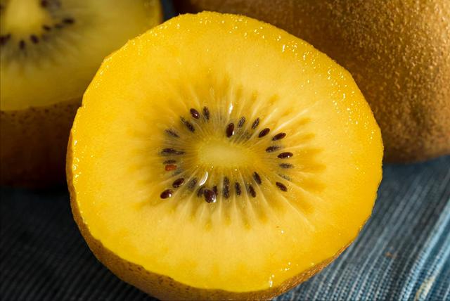 女人吃花胶最能补充胶原蛋白吗 2026年女人吃花胶最能补充胶原蛋白吗为