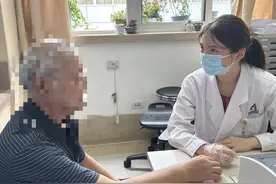 视频 | 防脱发洗发水真有用吗？医生：慎用！止脱得靠规范化诊疗图片