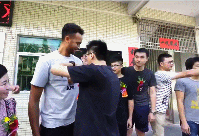 入籍中国，这位篮球名将有何来头？