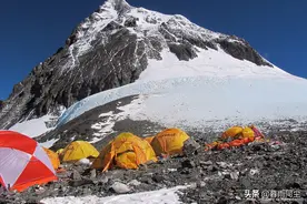 2022年攀登珠穆朗玛峰的价格详解，登顶要花多少钱？你觉得值吗？图片