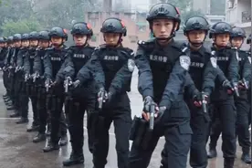 致敬飒爽英姿重庆女特警！看看她们的训练日常图片