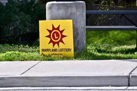 一场车祸过后，美国妇女中了25,000美元的彩票大奖图片