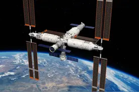 国际空间站450吨，天宫空间站仅100吨，我们真的落后？图片