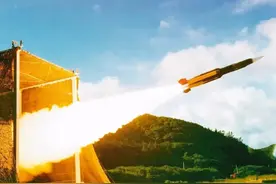 台军向大陆秀肌肉却献了个丑，就这还想反制解放军锁岛演习图片