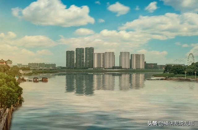 浙江兰溪楼市的危机，回暖的兰溪，低廉的房价，兰溪市楼市的潜力