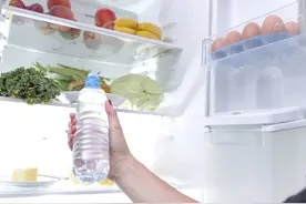 冰箱灯会亮但不制冷是为什么呢？图片