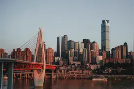 重庆楼市5月大变天：成交量跌66%，房价跌30%！网红城市过气了？图片