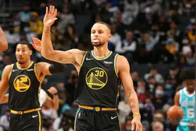 NBA历史前五球员榜：乔丹第一，然后是库里，詹姆斯，科比和邓肯图片