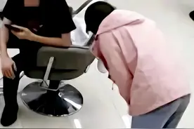 临沂女干部“亮证”后续：身份被扒底朝天，处理结果快准狠！图片