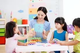 让孩子晚一年上学，可能改变孩子一生的轨迹，特别是男孩图片